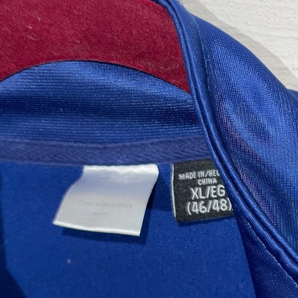 Captain America Jacket XL - Picture 5 of 5